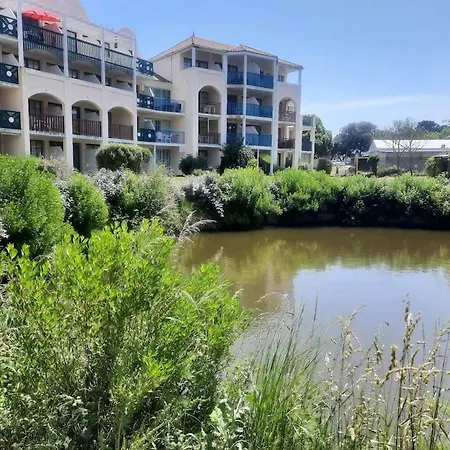 Апартаменты 4 Pers / Terrasse / Espace Aquatique Talmont-Saint-Hilaire