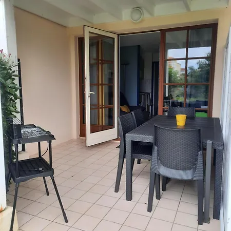 4 Pers / Terrasse / Espace Aquatique Lägenhet *